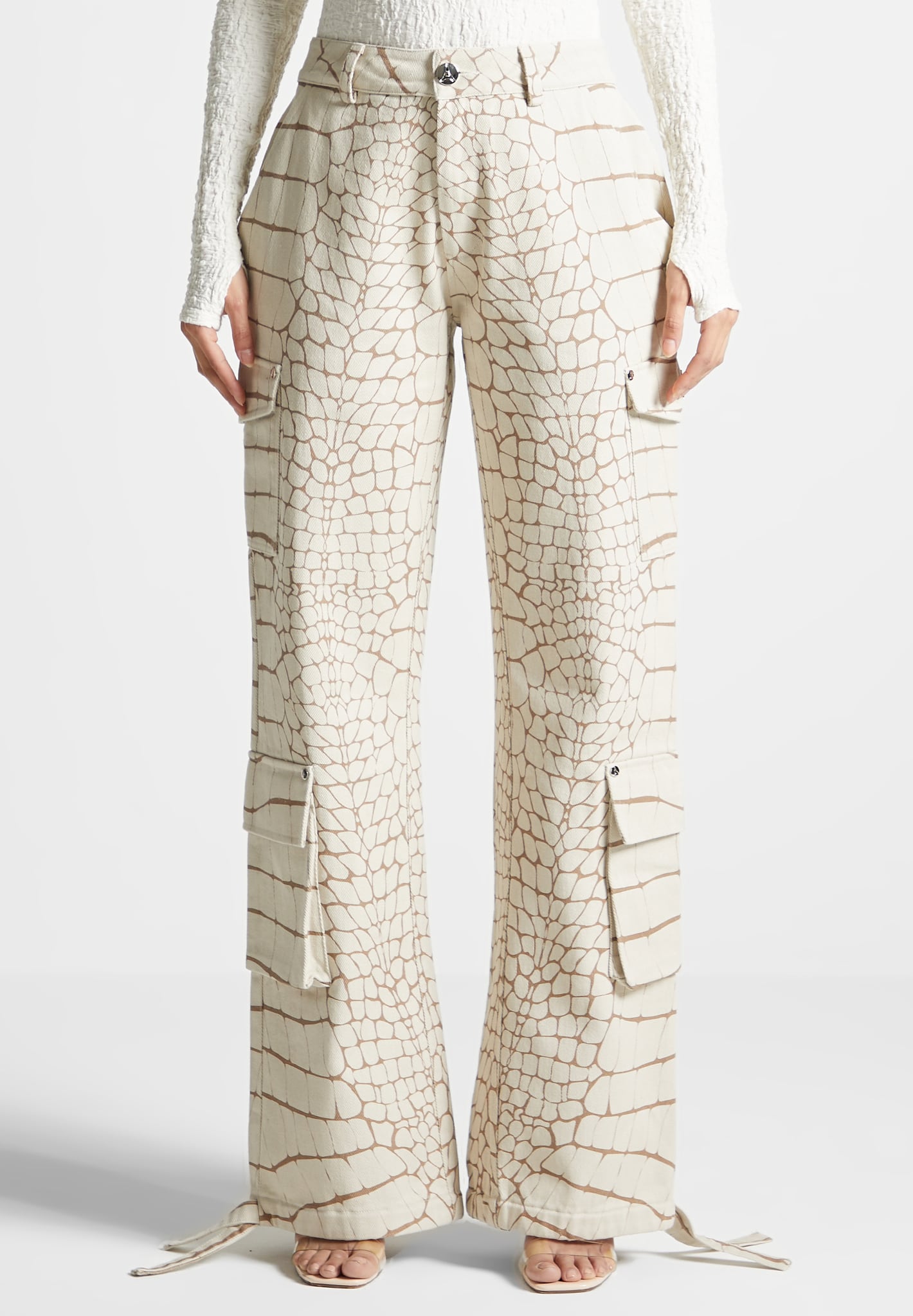 mid-rise-croc-print-cargo-pants-beige