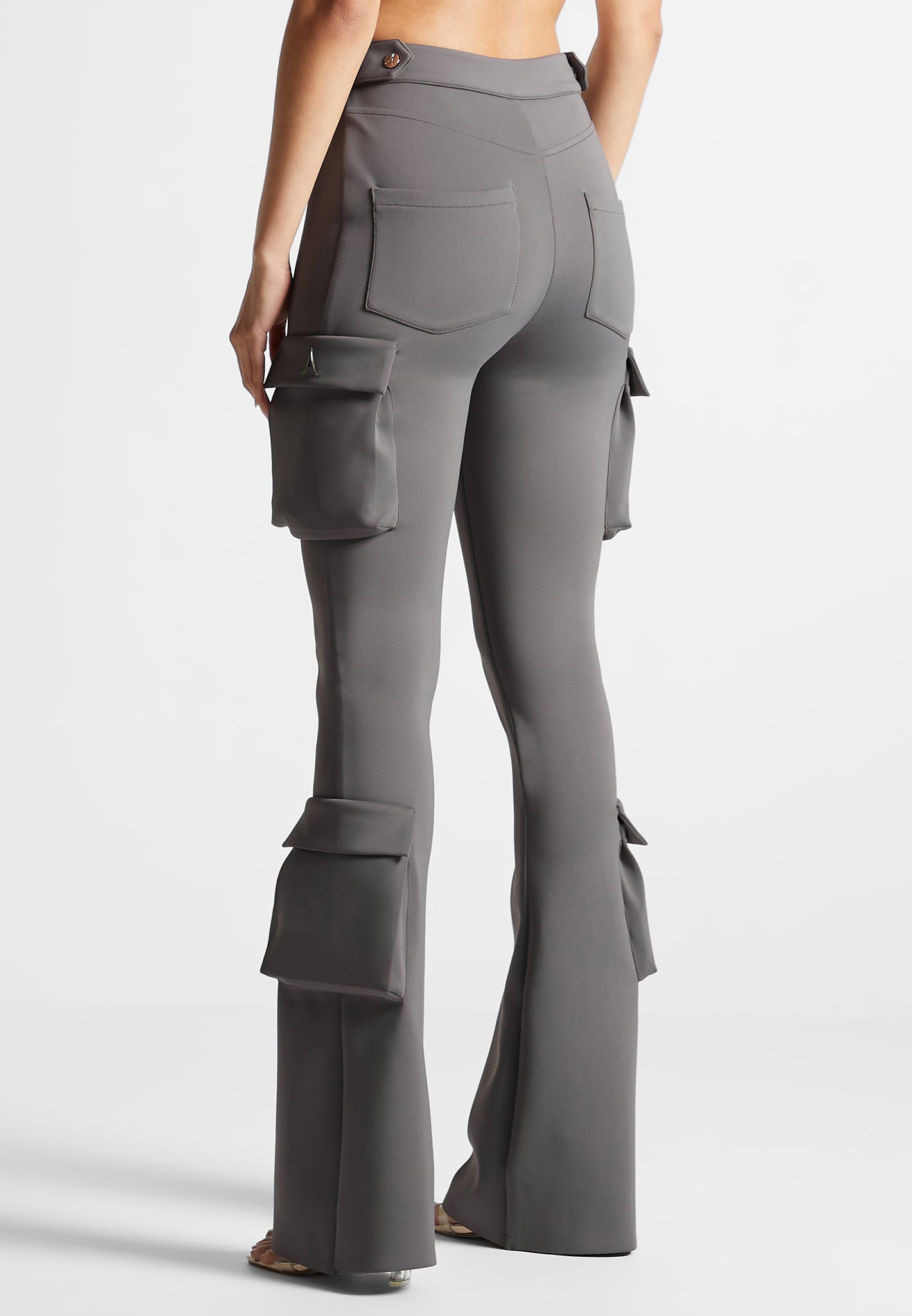 neoprene-cargo-fit-and-flare-leggings-grey