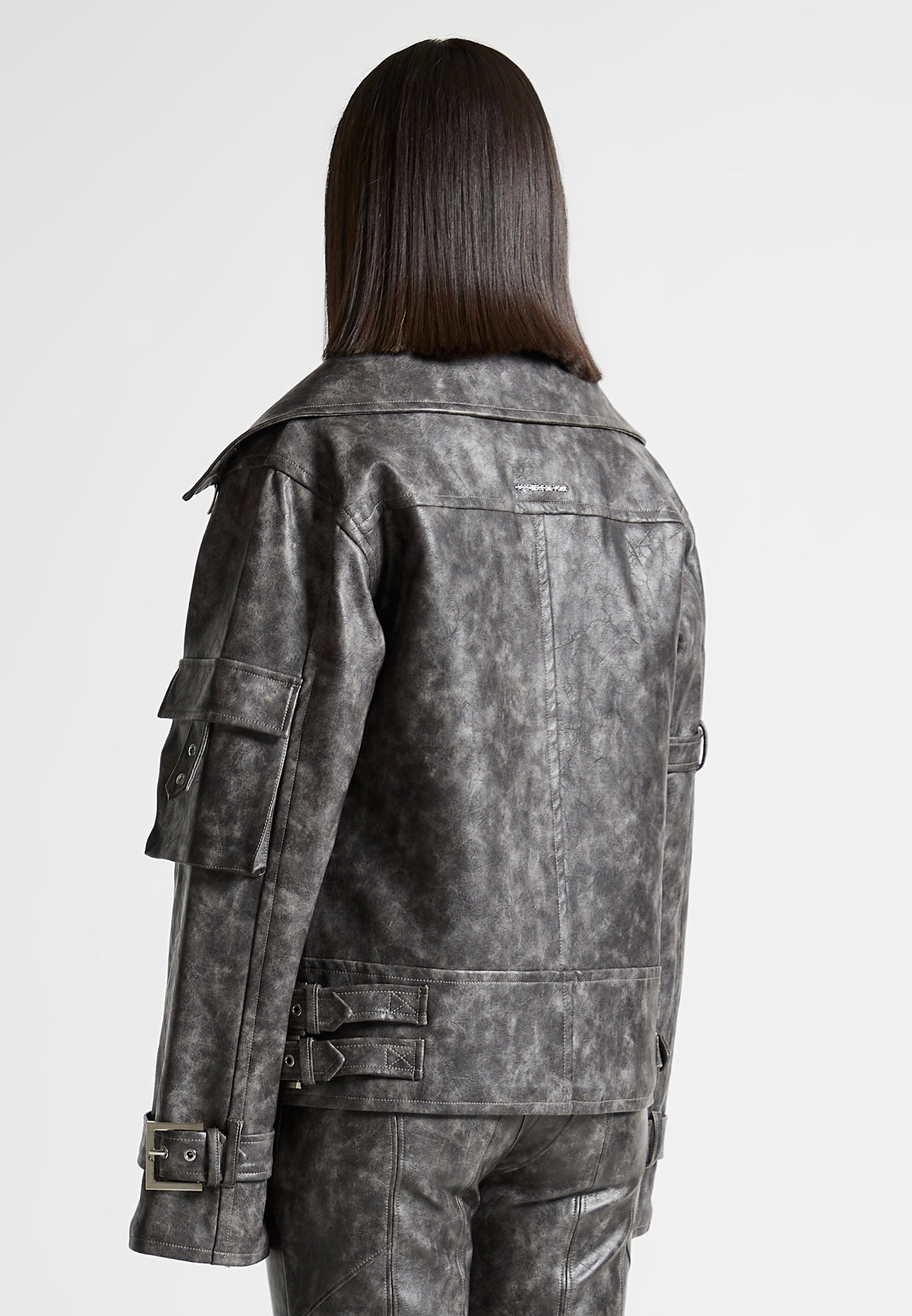 oversized-vintage-vegan-leather-biker-jacket-grey