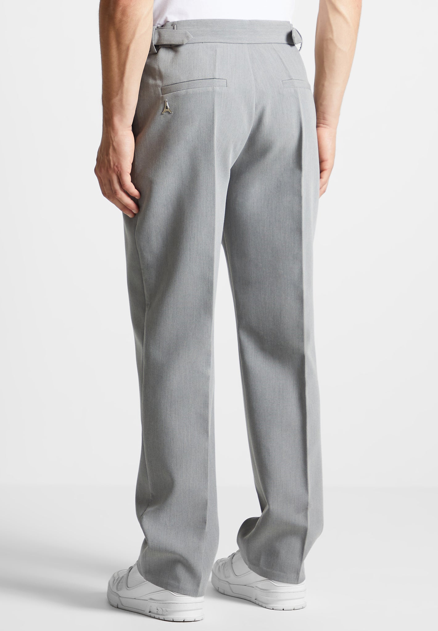 pleated-tailored-trousers-light-grey