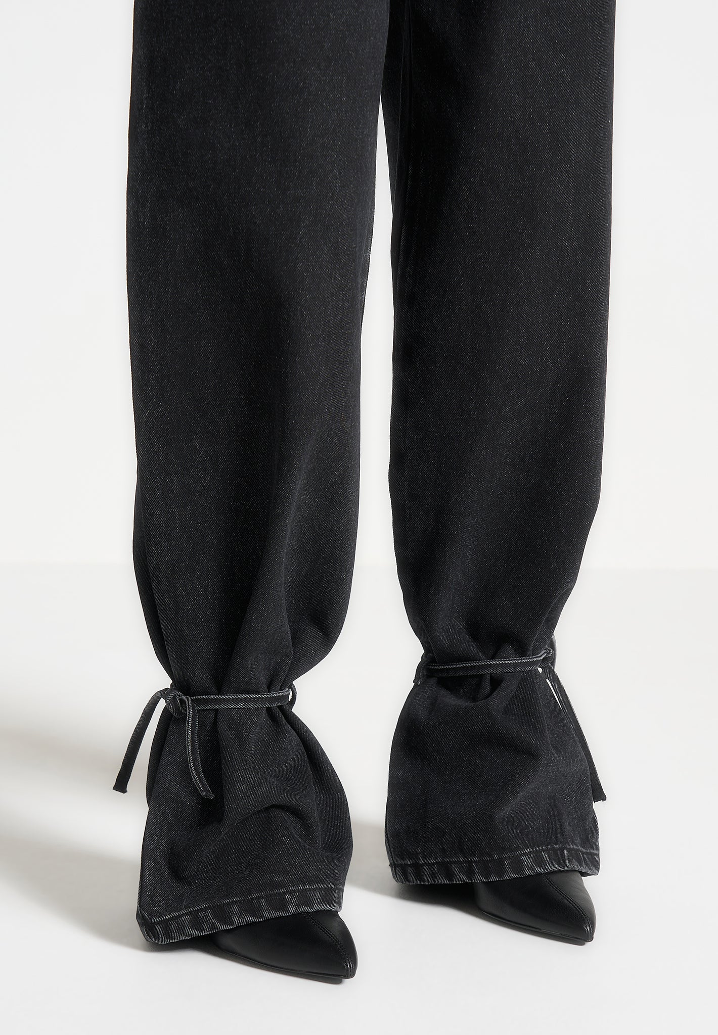 faye-wide-mid-rise-jeans-with-tie-waist-washed-black