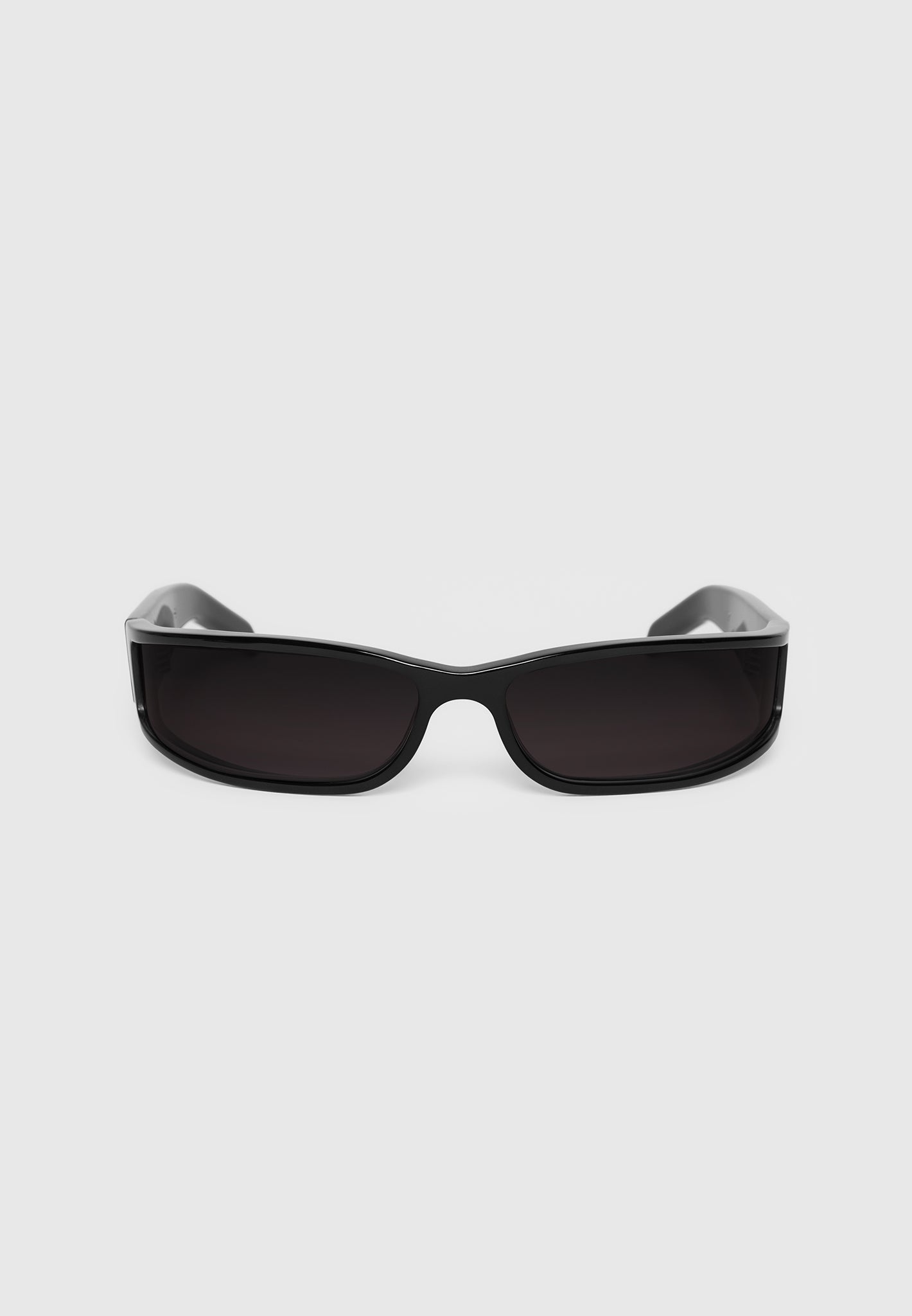 zayn-wraparound-sunglasses-black