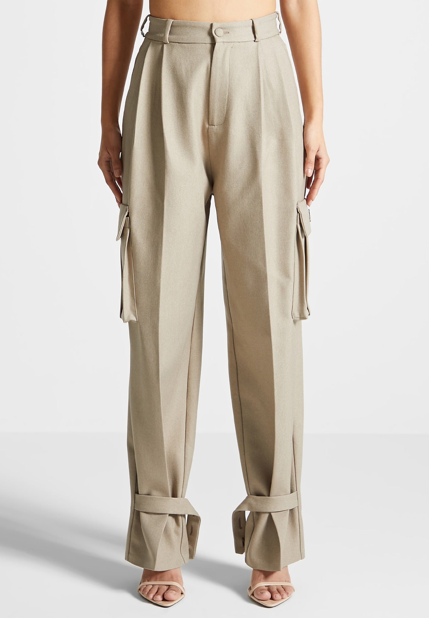 Danielle - Tailored Pleated Cargo Trousers - Beige