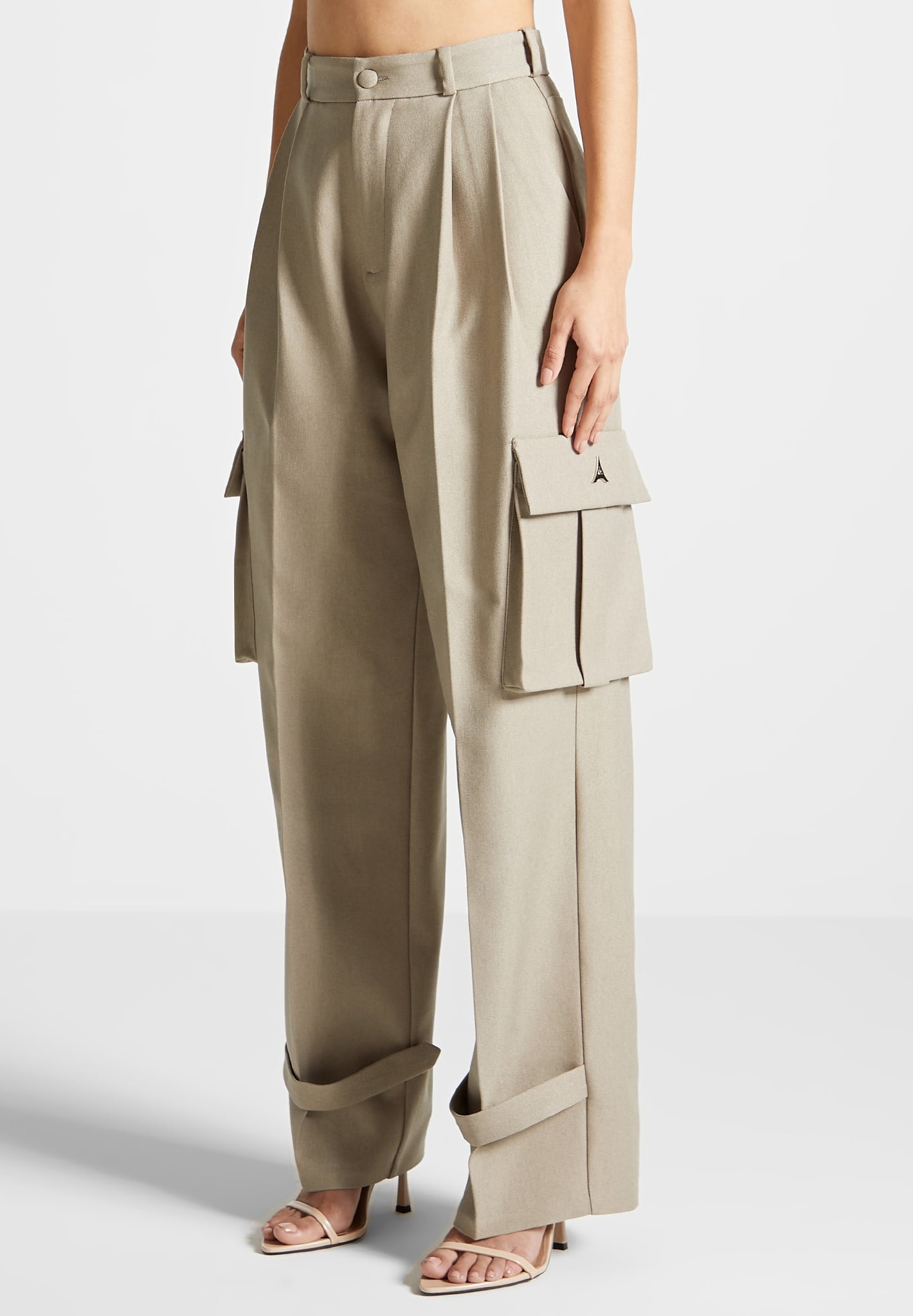 Danielle - Tailored Pleated Cargo Trousers - Beige
