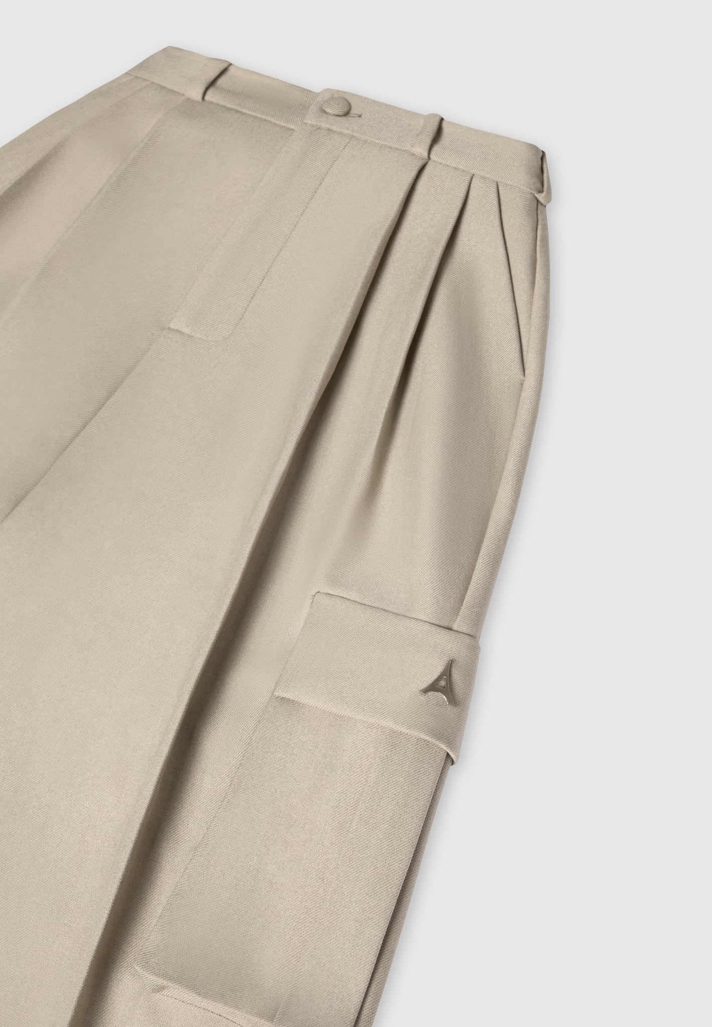 Danielle - Tailored Pleated Cargo Trousers - Beige