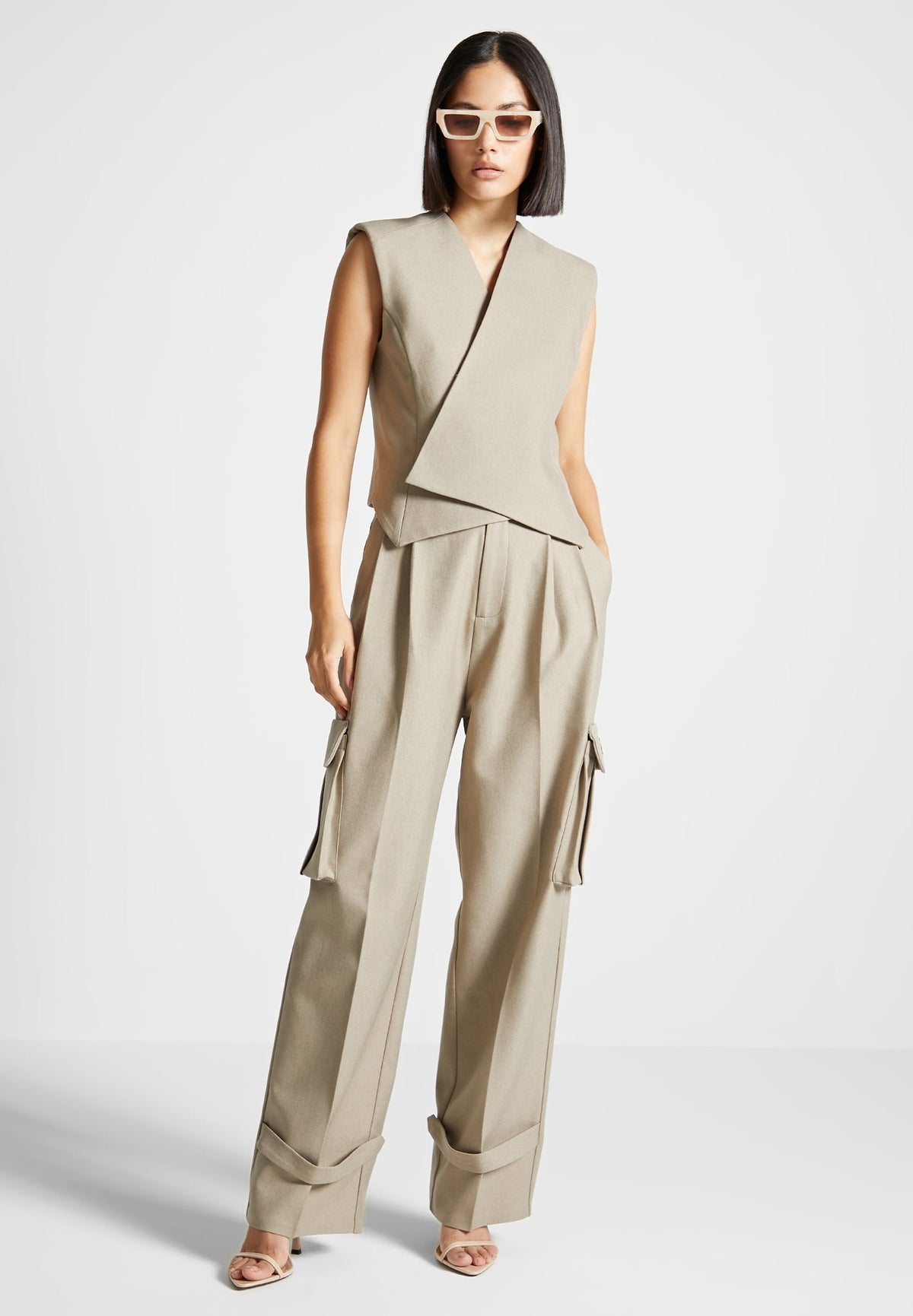 L⁠aurence - Tailored Wrap Suit Vest - Beige