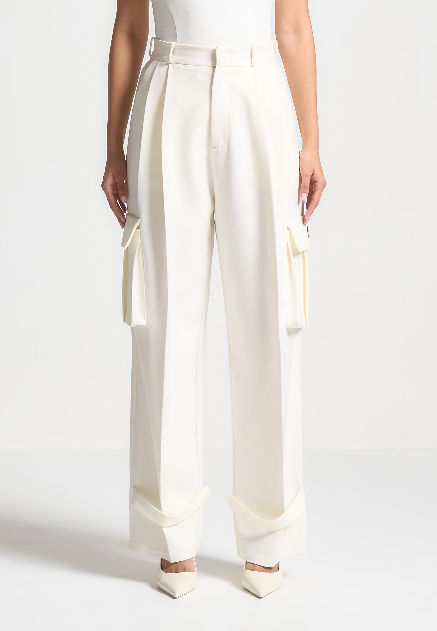 Danielle - Tailored Pleated Cargo Trousers - Off White 