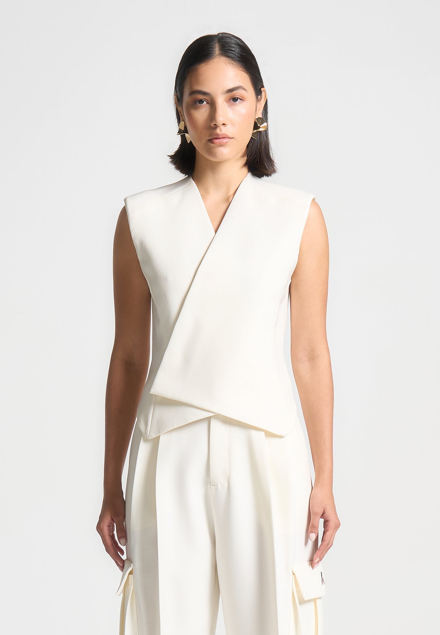 Laurence - Tailored Wrap Waistcoat - Cream