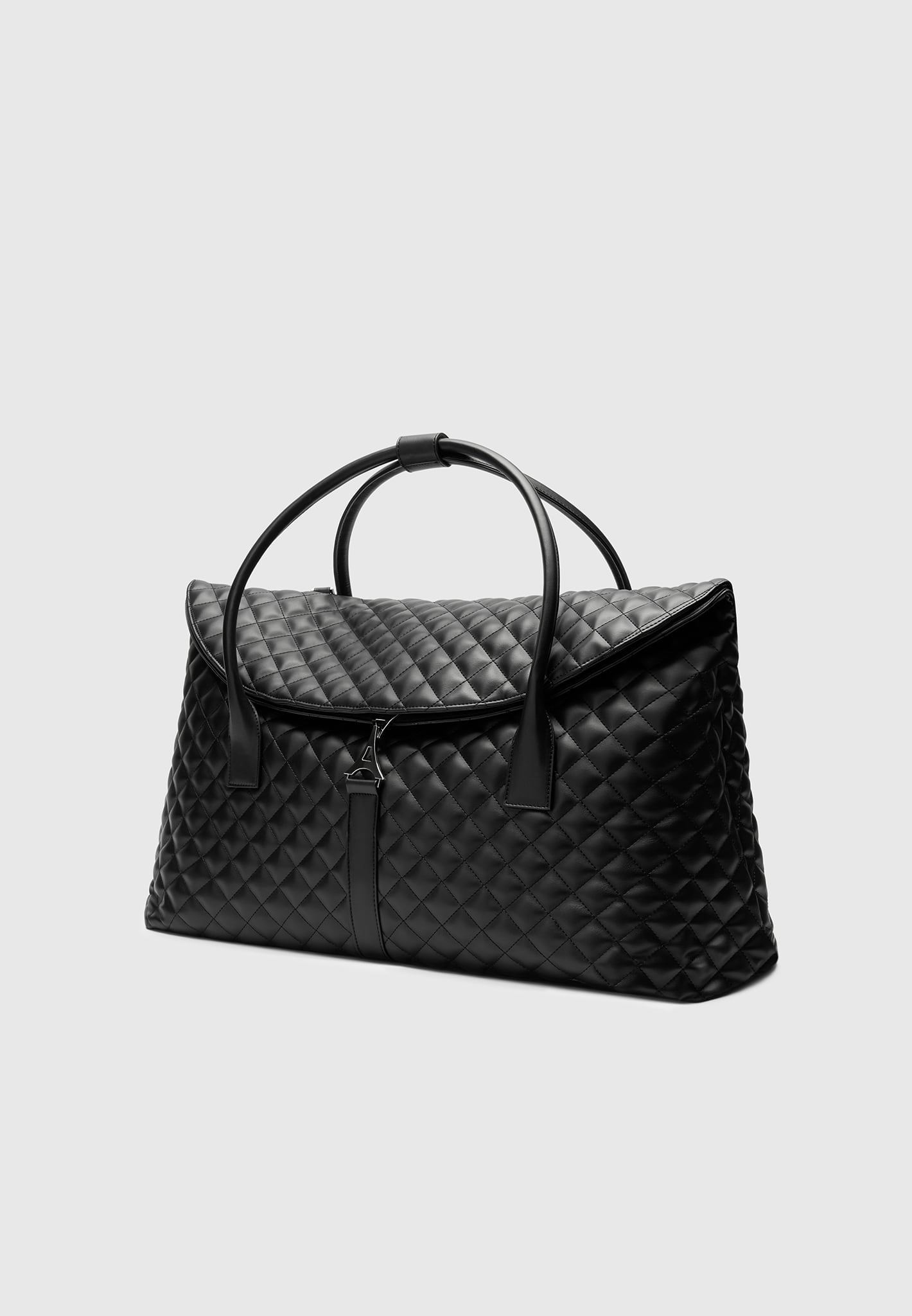 leather-diamond-quilted-travel-bag-black
