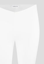 angled-waist-capri-leggings-off-white