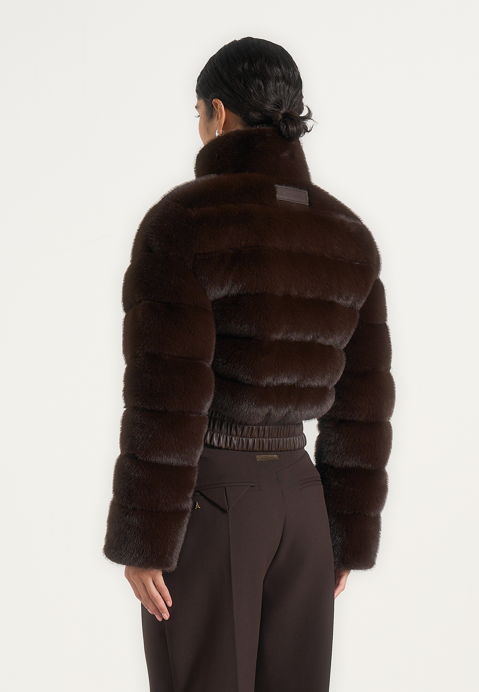 Ama - Plush Cropped Puffer Jacket - Brown