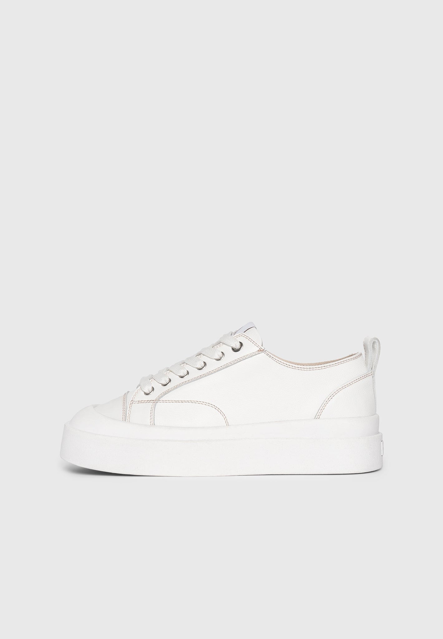 Women's Vienna - Leather Contrast Stitch Sneaker - White 