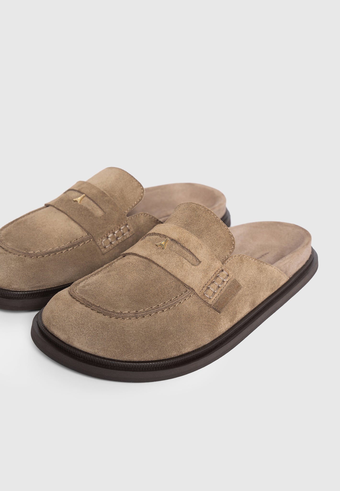 sidney-womens-suede-loafer-mule-taupe