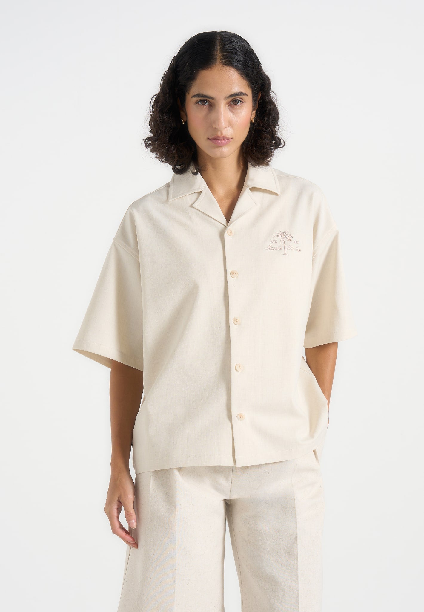 Alexis - Unisex Cote d'Azur Boxy Shirt - Cream