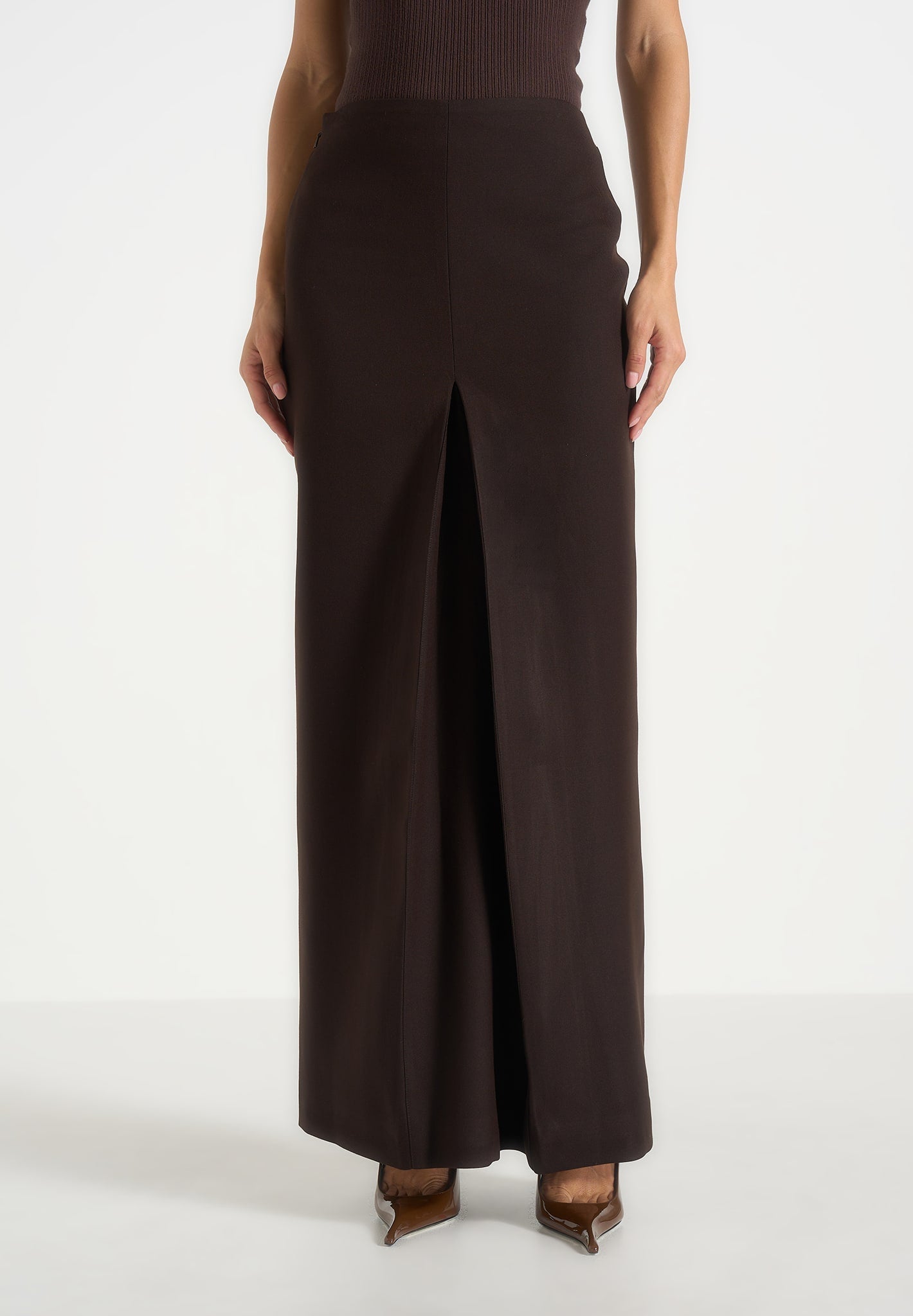 regine-tailored-box-pleat-maxi-skirt-brown 