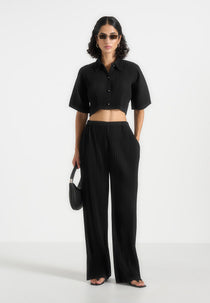 Lila - Pleated Wide-Leg Pants - Black