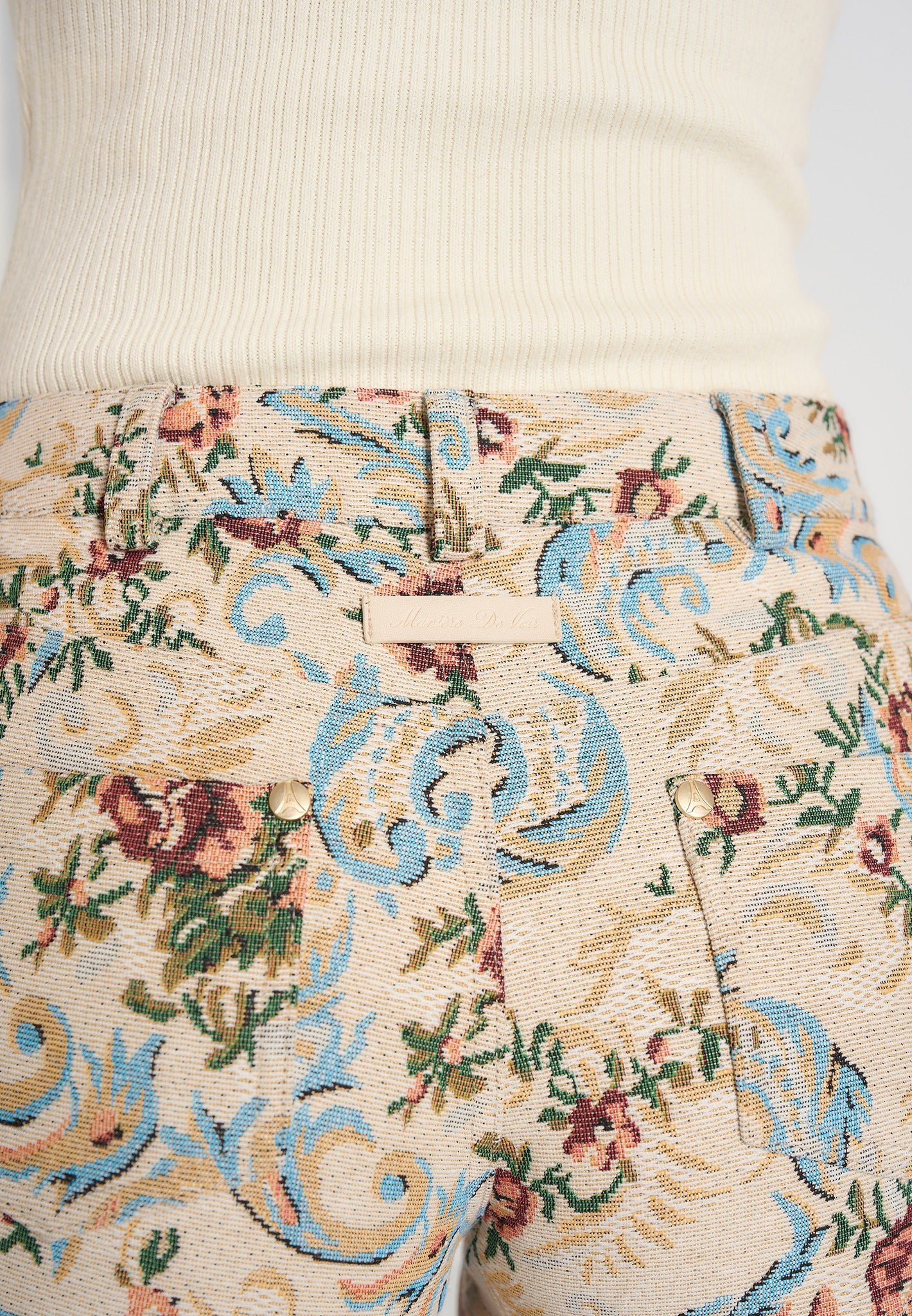 Samia - Tapestry Mini Shorts - Beige