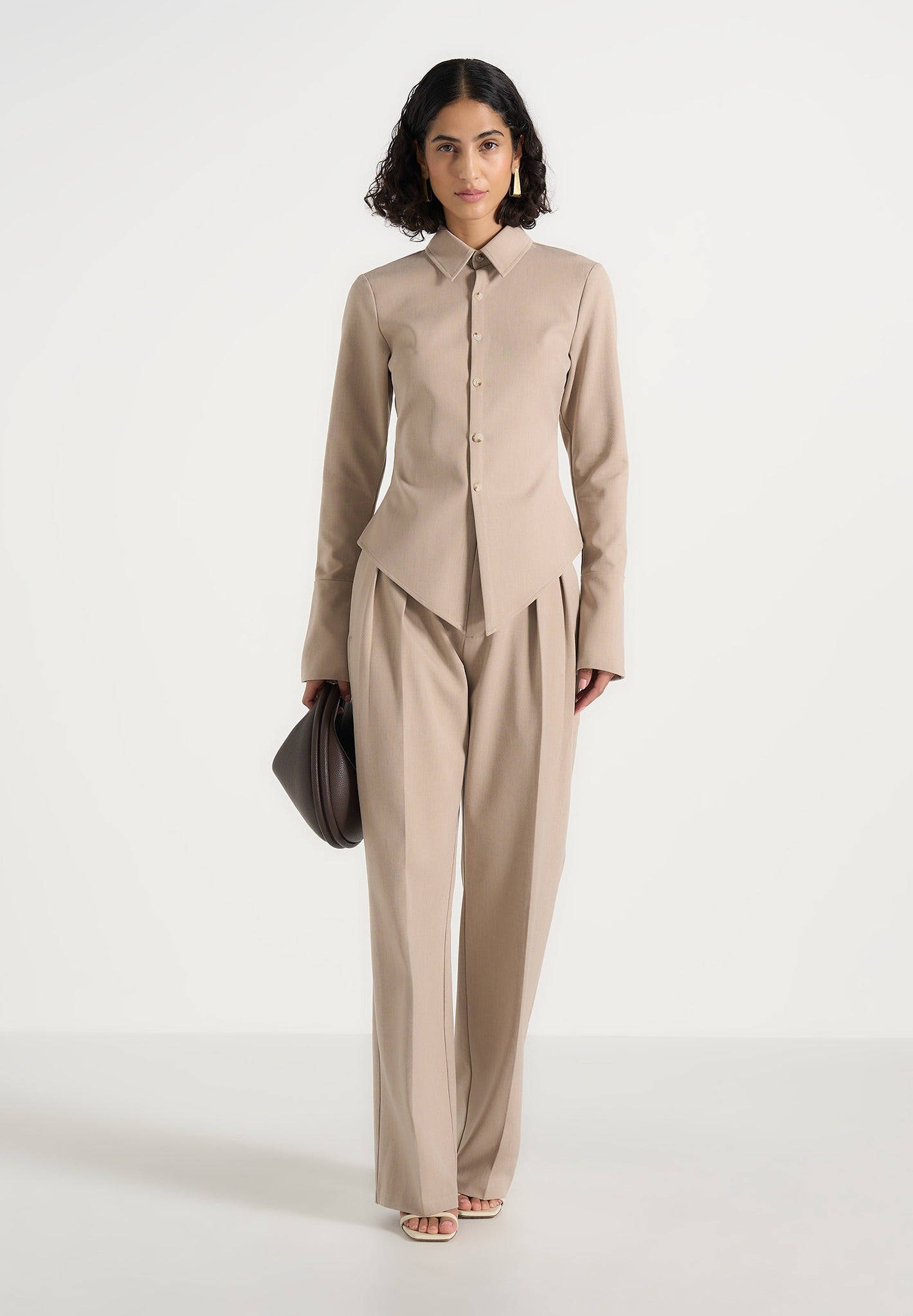 Sonia - Tailored Cinch Shirt - Beige 
