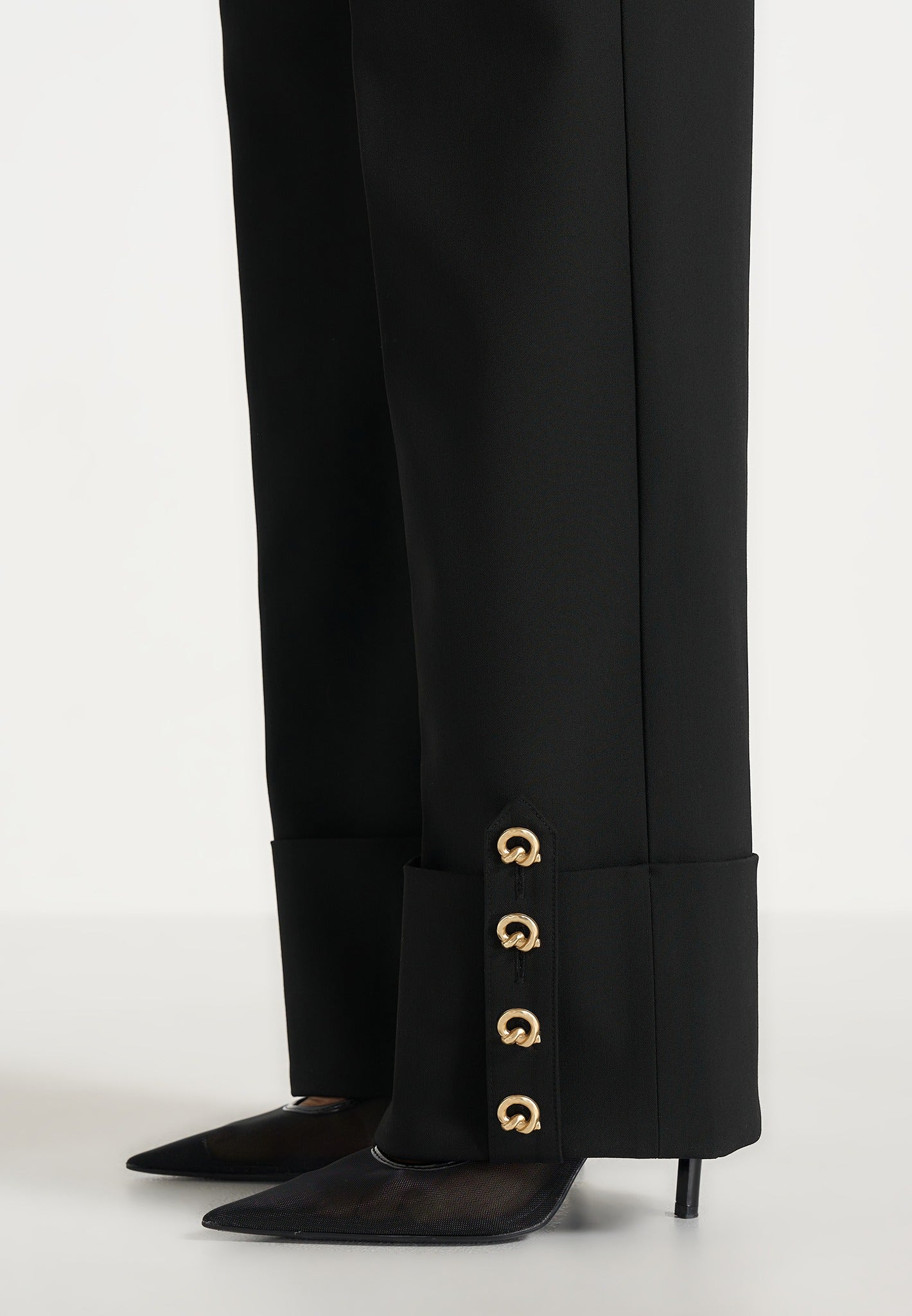 Darlene - Turn Up Detail Tailored Twin Pleat Pants - Black