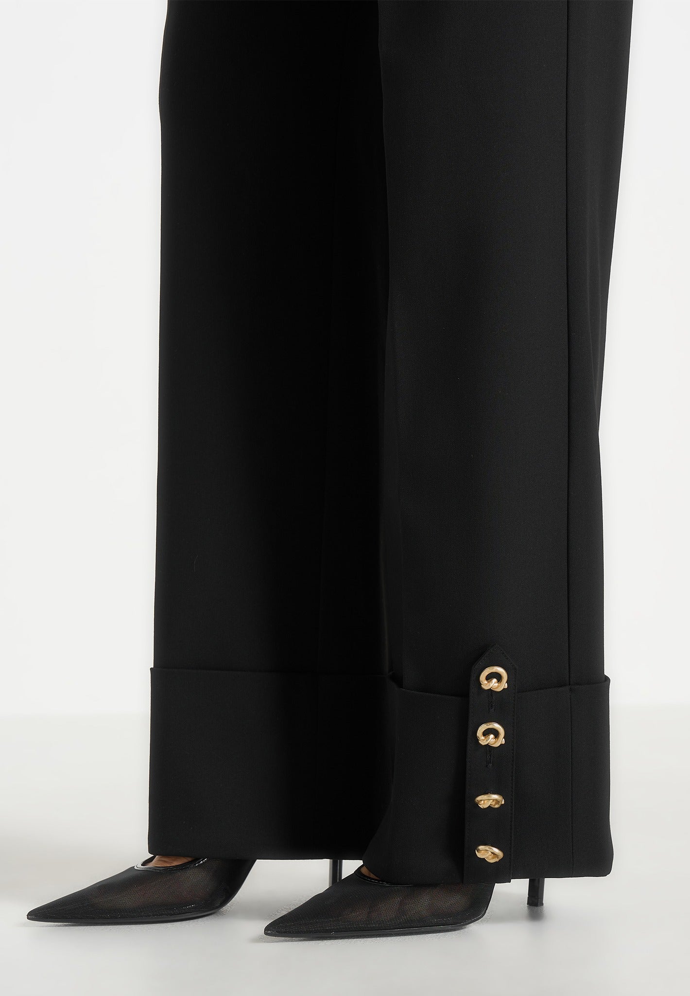 Darlene - Turn Up Detail Tailored Twin Pleat Pants - Black 