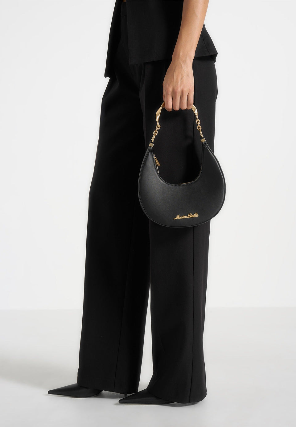 sadie-sculpted-leather-crescent-bag-black