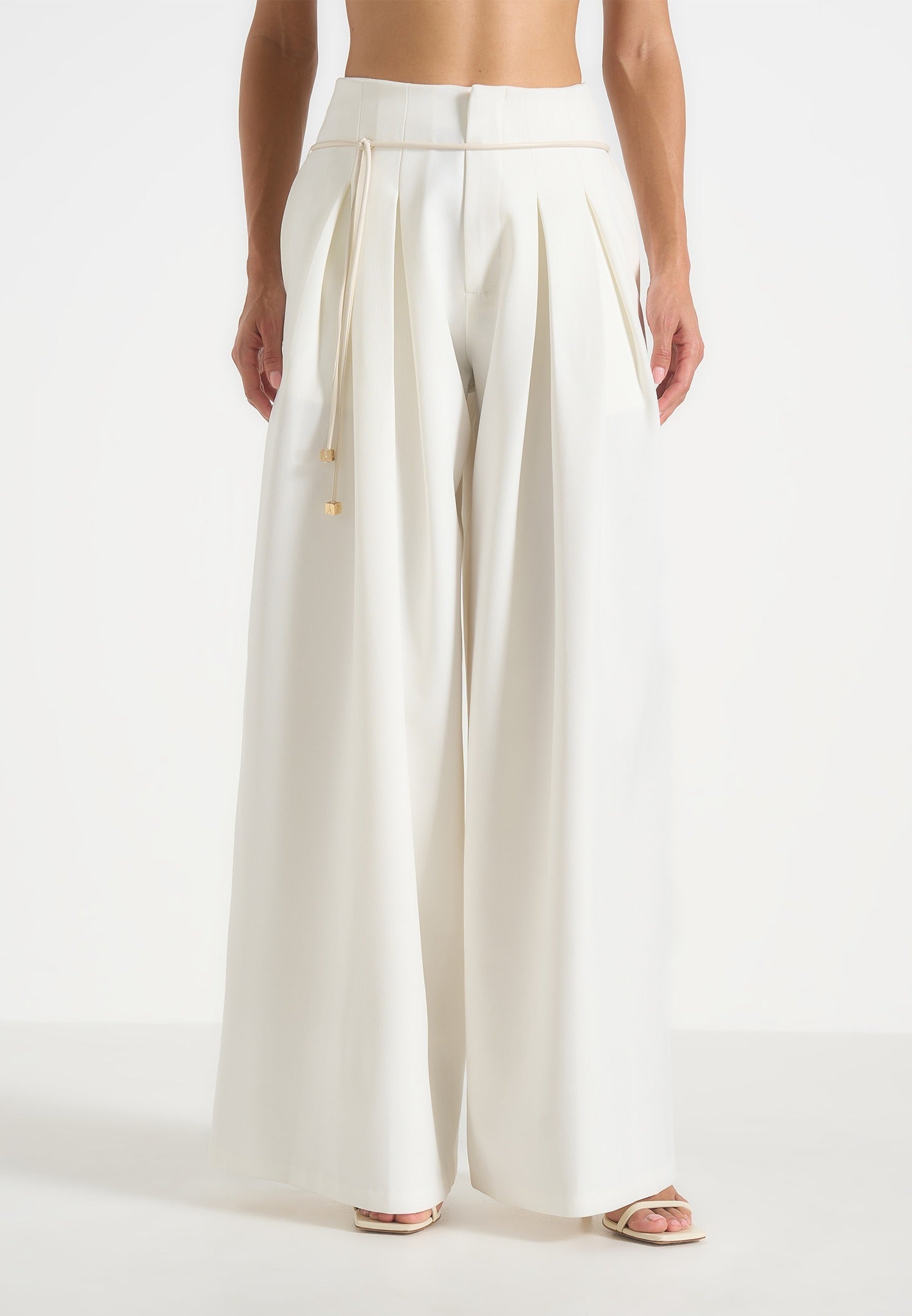 Flora - Box Pleat Wide Leg Belted Pants - White 