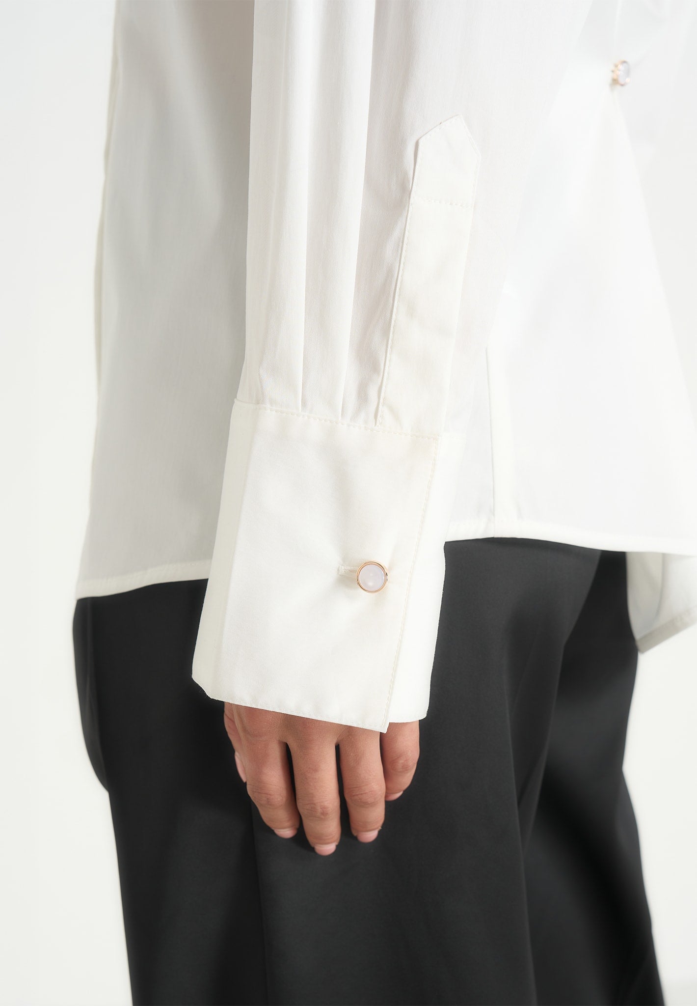 hope-pleated-tuxedo-cotton-shirt-with-cinch-back-white