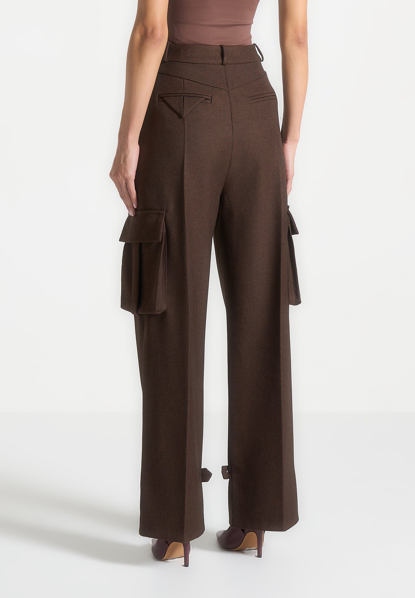 Danielle - Tailored Pleated Cargo Trousers - Brown