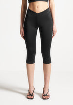 angled-waist-capri-leggings-black