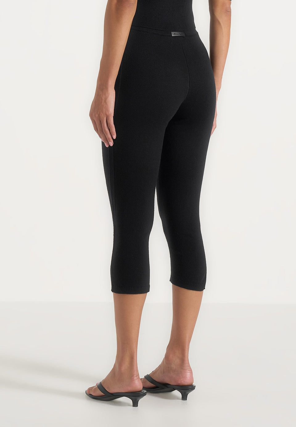 Zola - Knit Capri Leggings - Black