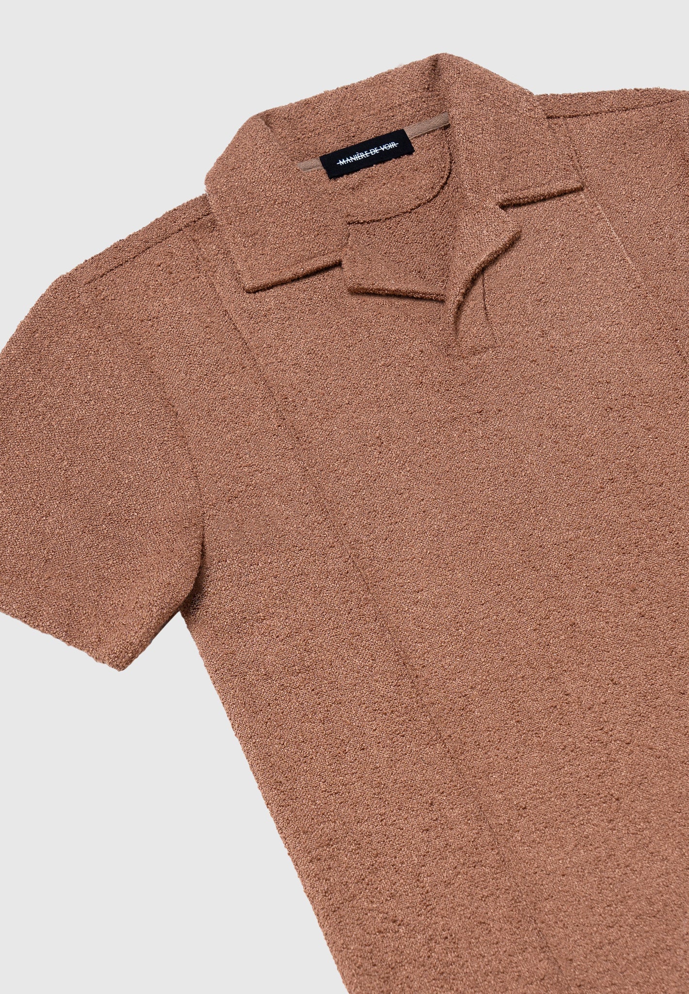 boucle-revere-pintuck-polo-shirt-fawn