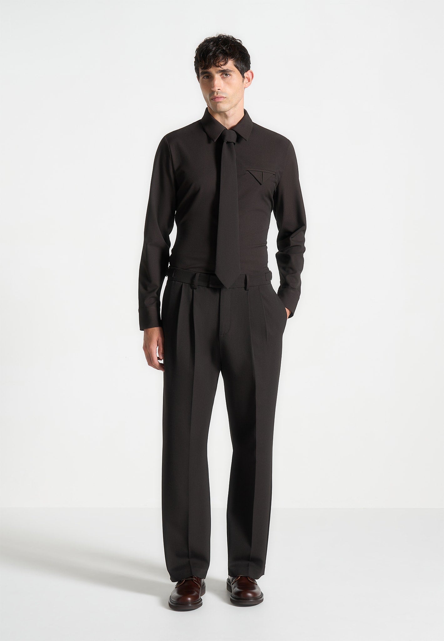 ac002-tie-brown 