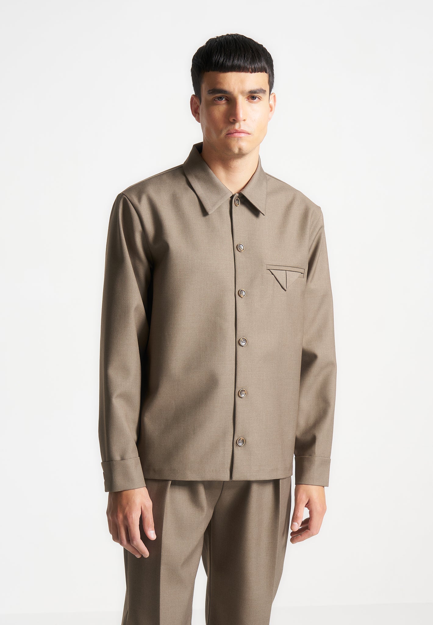 leo-hatched-tailored-long-sleeve-overshirt-khaki
