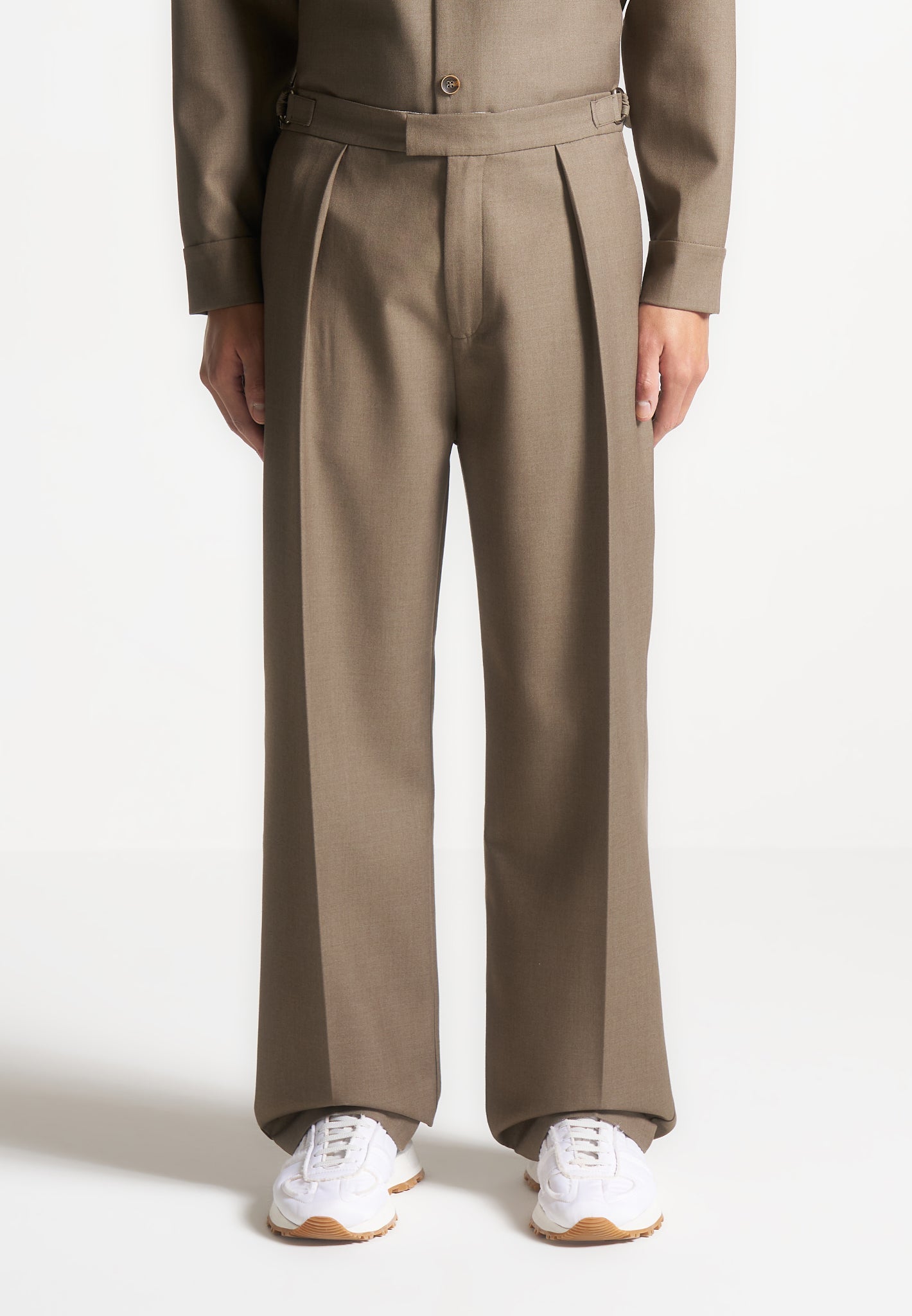 Dorian - Pleated Tailored Pants - Khaki 