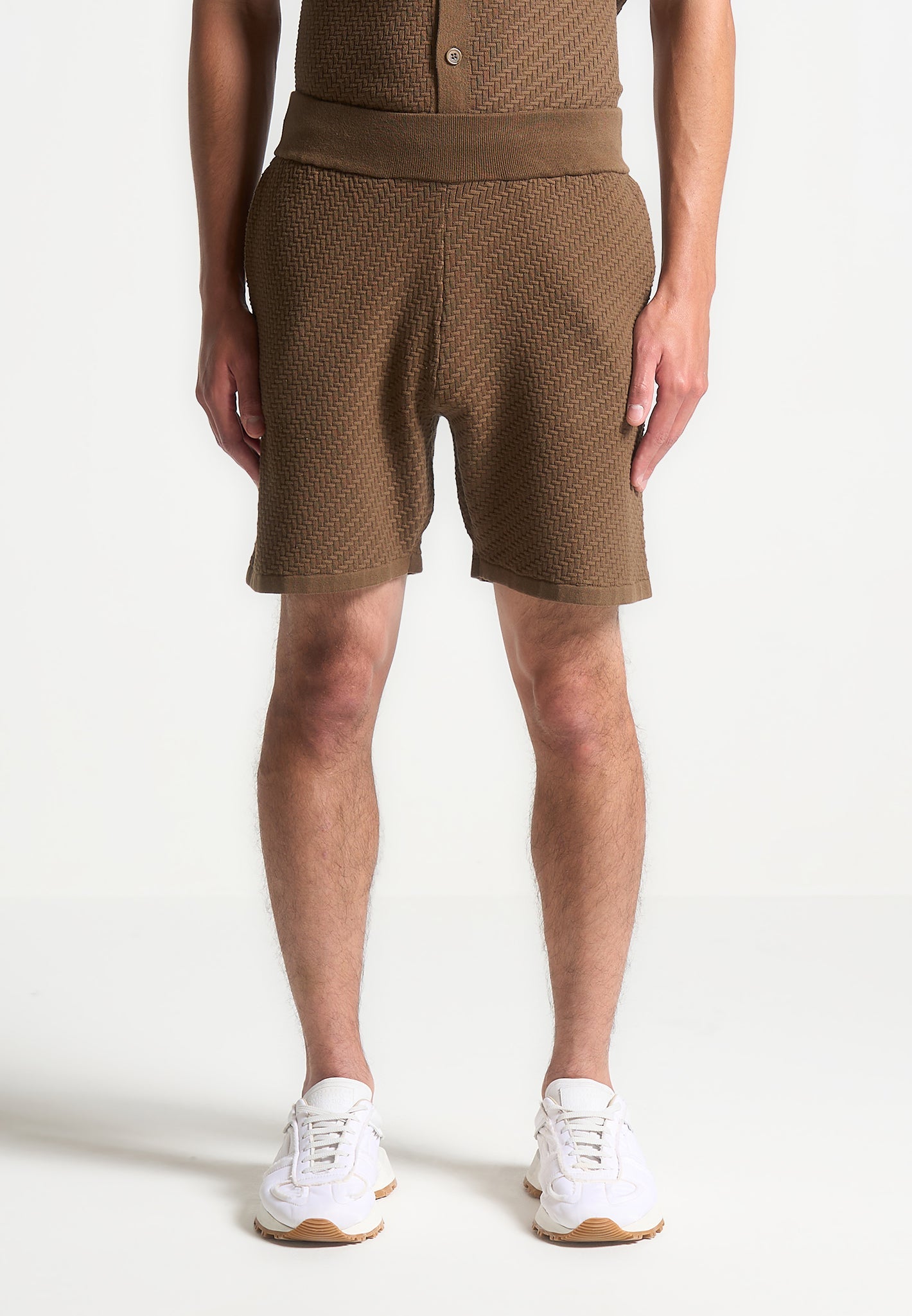 herringbone-knit-shorts-brown