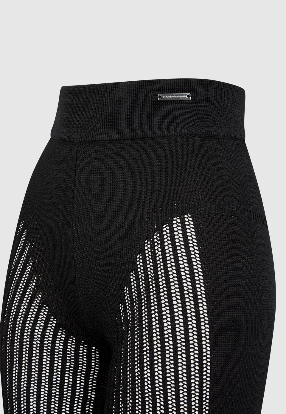 knitted-high-waisted-leggings-black