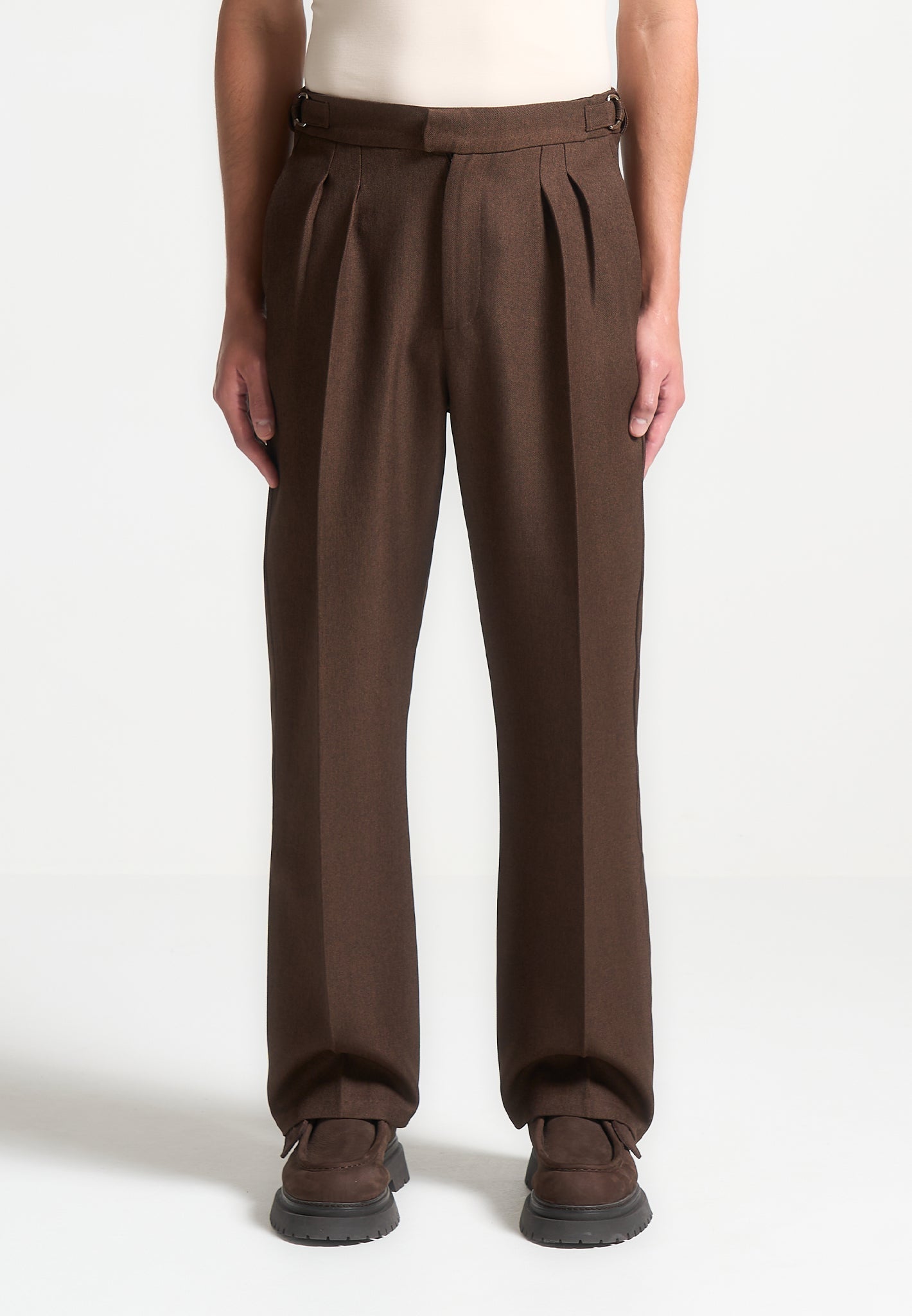 pierre-relaxed-fit-pleated-tailored-trousers-brown