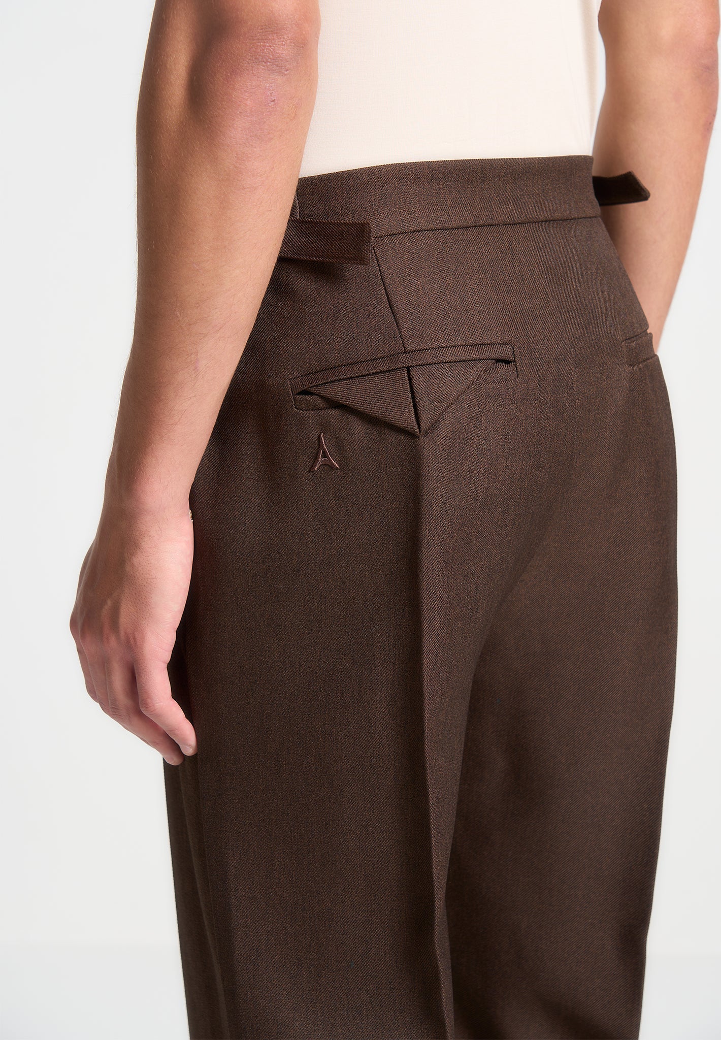 pierre-relaxed-fit-pleated-tailored-trousers-brown