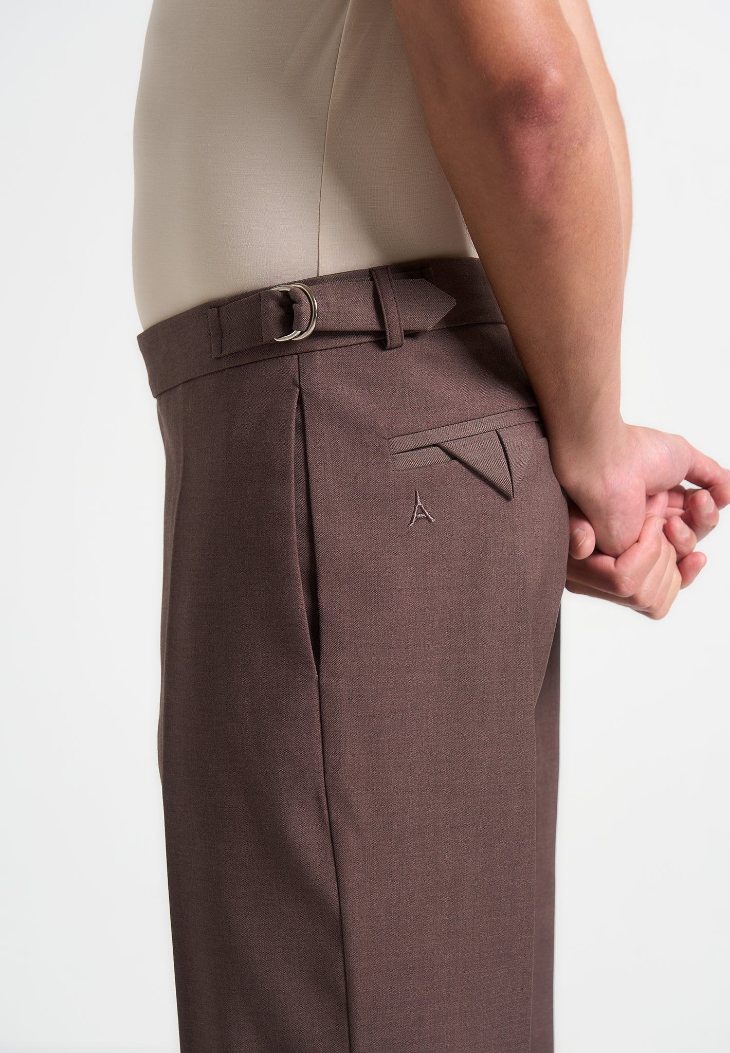regular-fit-twill-pleated-tailored-trousers-brown