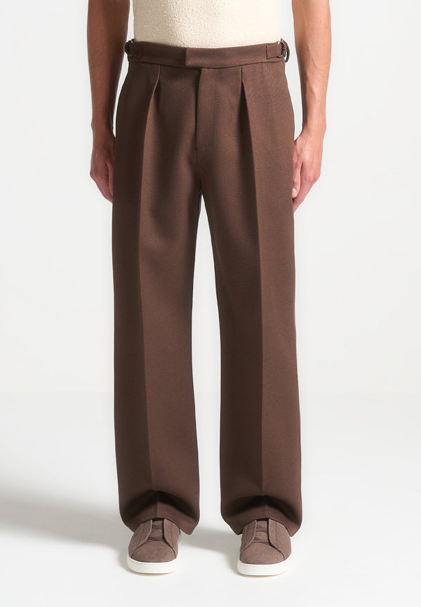 Dorian - Relaxed Fit Twill Pleated Tailored Trousers - Brown