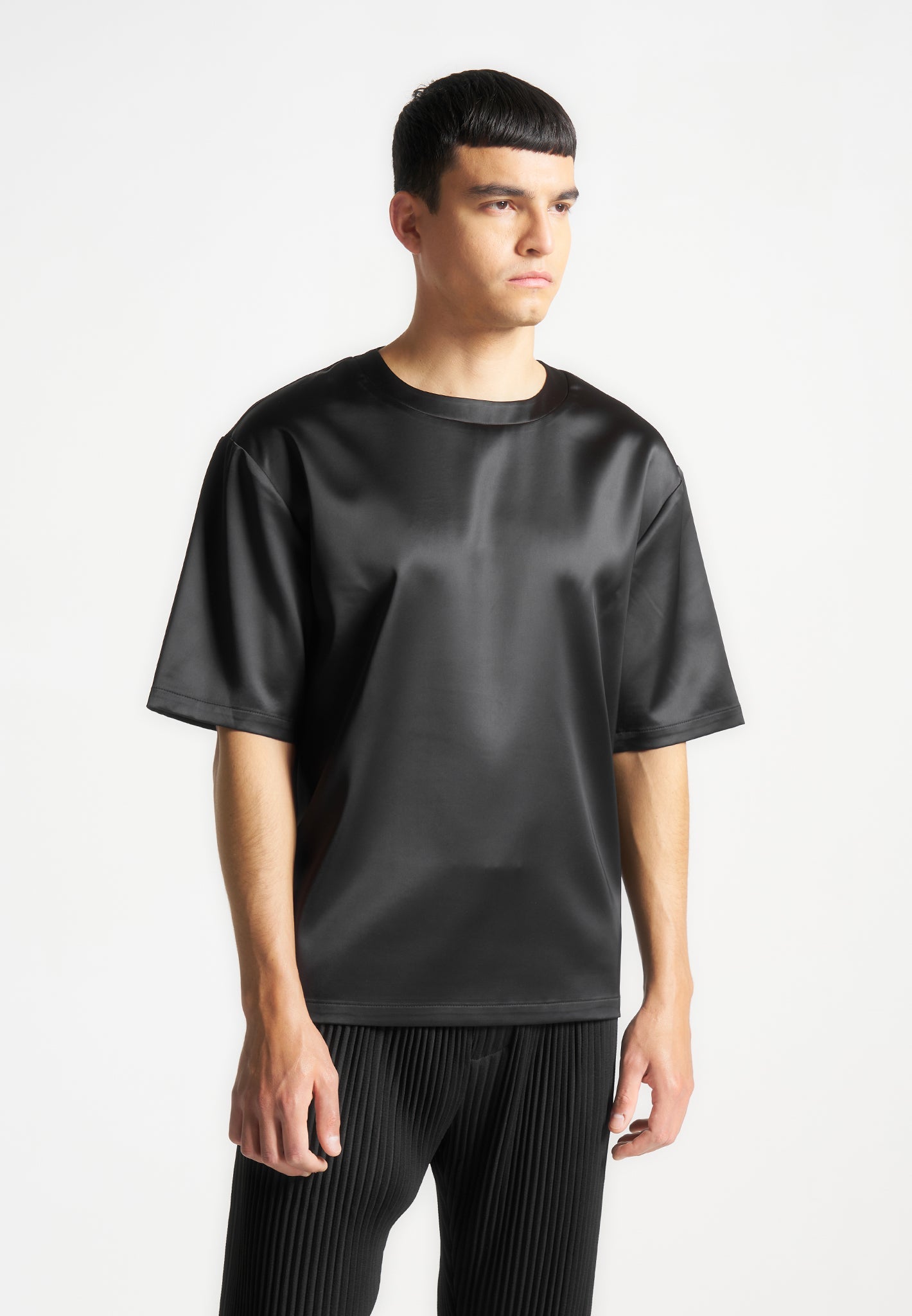 satin-boxy-fit-t-shirt-black