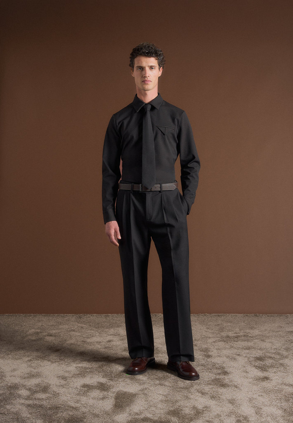 ac002-tie-brown