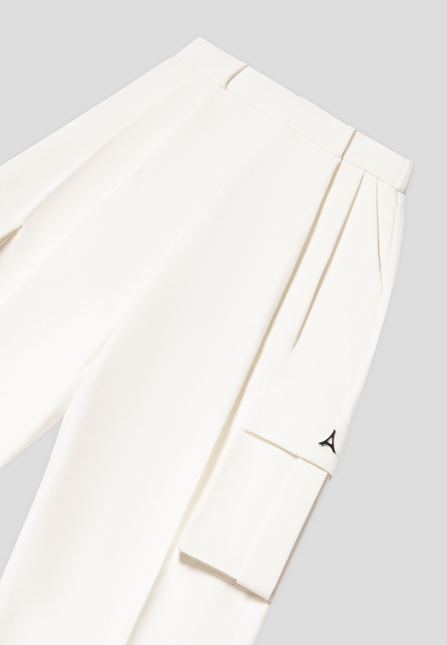 Danielle - Tailored Pleated Cargo Trousers - Off White