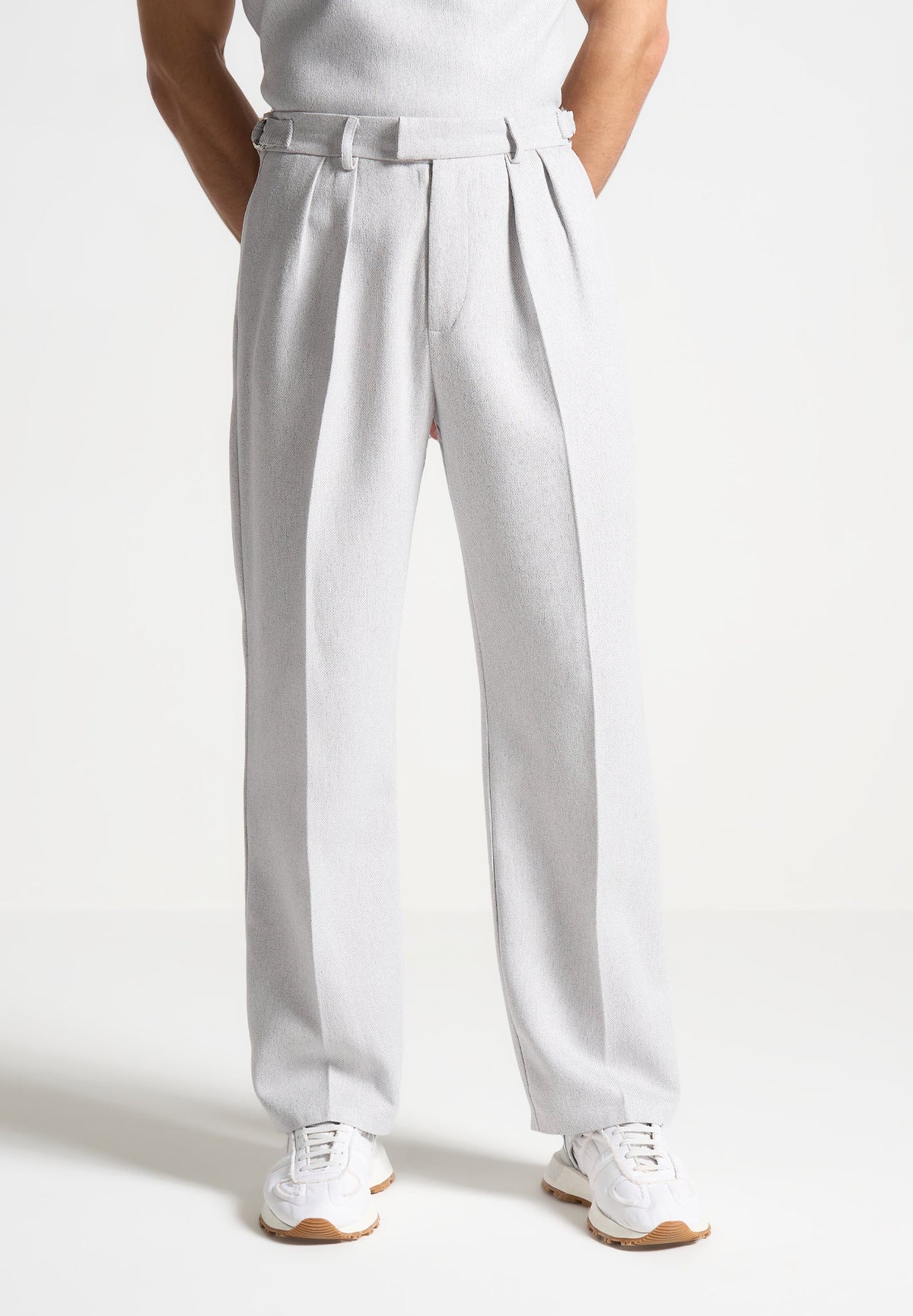 P⁠ierre - Relaxed Fit Textured Pleated Tailored Trousers - Light Grey