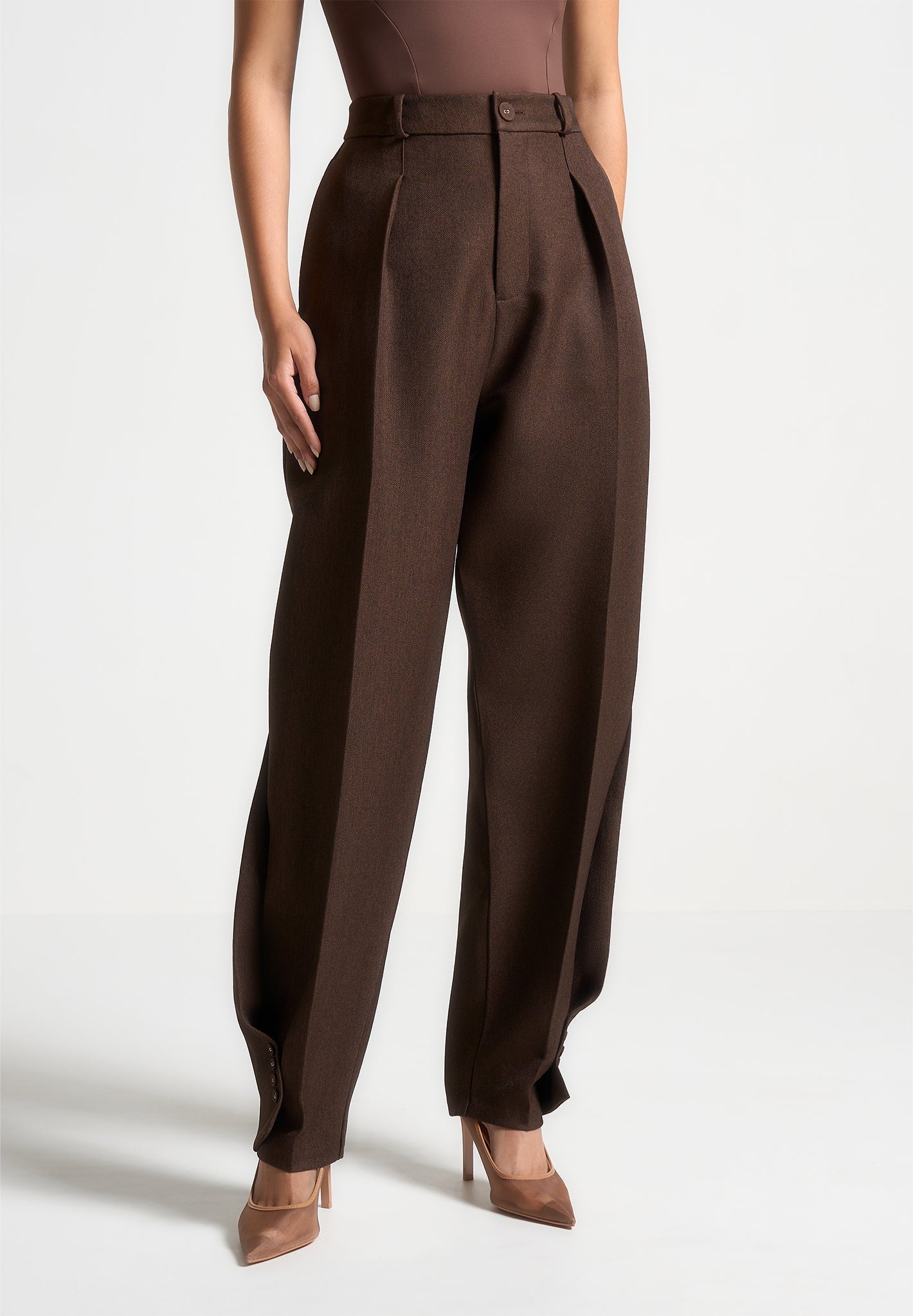 Sophie - Twist Leg Tailored Trousers - Brown 